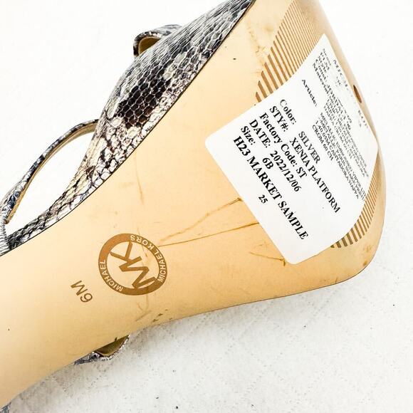 Michael Kors Xenia Silver Platform Leather Heels SIze 6 SAMPLE quality - Picture 5 of 5